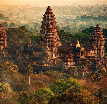 Cambodia Travel Guide 2025 – Best Places, Itinerary & Travel Tips | PP Holidays