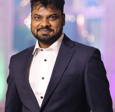 a man in a suit and tie with a suit and tie