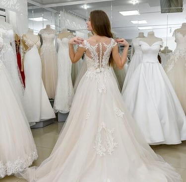 robe de mariée vu de dos forme trapèze