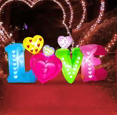 inflatable LOVE decoration