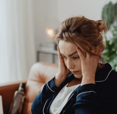 Mujer Ansiedad Miedo Frustración Postergar