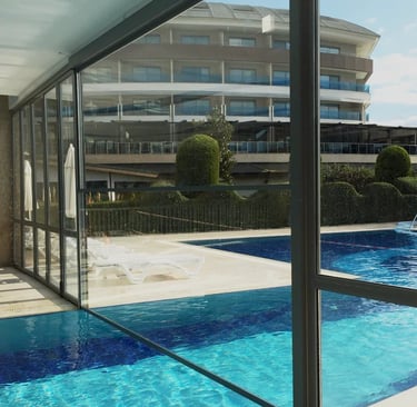 térelválasztó üvegfal