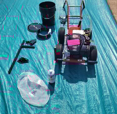 airless parking lot striping machine