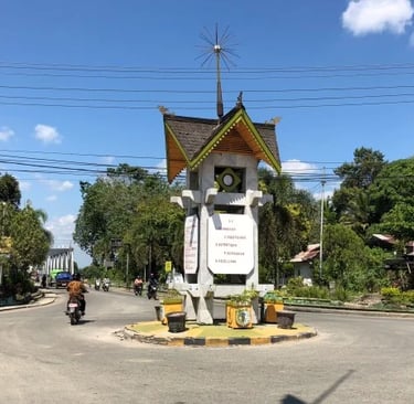Tugu Jam Sintang
