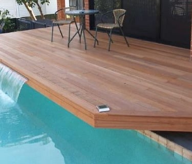 Cantilevered pool deck