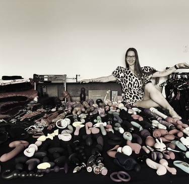 Pleasurelit Patricia - The Pleasure Explorer and Educator