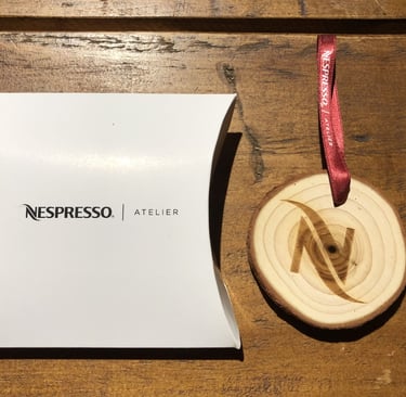 merchandasing para nespresso, branding, marcas, regalo, detalle.