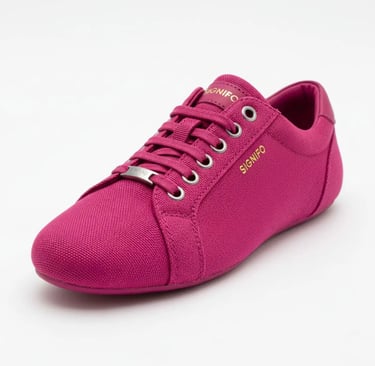 Sepatu sneaker kanvas Signifo berwarna fuchsia dengan tali.