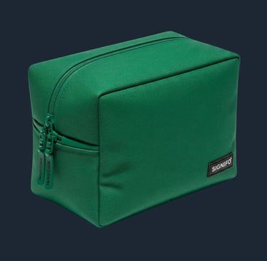 Tas organizer Signifo hijau untuk traveling dengan resleting ganda