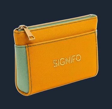 Dompet "Solstice Keeper" Signifo kanvas Marigold Yellow dengan aksen hijau.