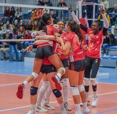 Joueuses de Clamart qui fêtent un point marqué