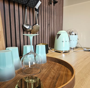 smeg-bleu-azur-logement-assesse