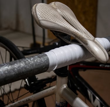 Supporto per biciclette,  e-bike, MTB, enduro, downhill nel garage del B&B, hotel