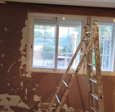 antes y después del salón pintado en Rivas Vaciamadrid