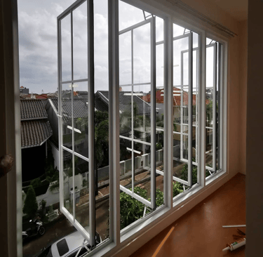 <img src="jendela-aluminium.jpg" alt="Jendela Aluminium Berkualitas dengan Desain Modern - Dzalfa Ja