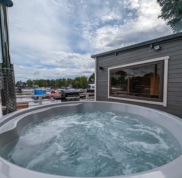 Hot tub at Riga Sauna