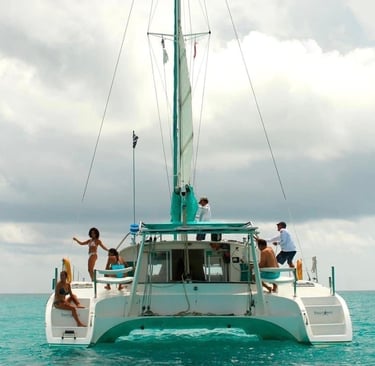 catamaran rental cancun