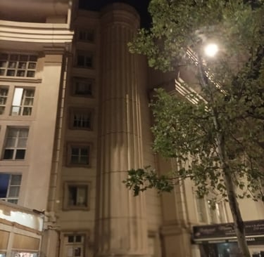 Vast Columns