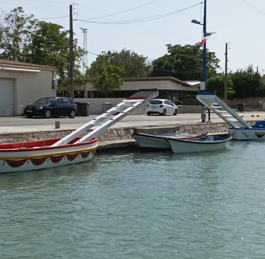 Near our mooring in Frontignan the jousting boats lie ready for the fray