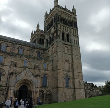 Crowds pouring into Durham Cathedral.