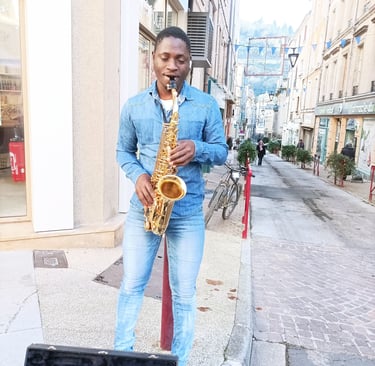 A cool busker.