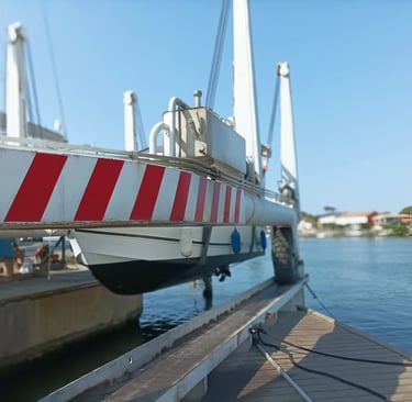 Our hull is now smartly painted