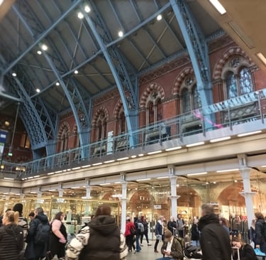 The concourse of St Pancras Station