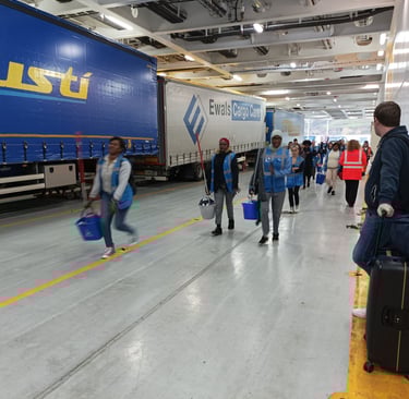 The port staff arrive