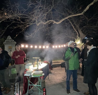 Vin chaud on a wwwwwwwwwwwwwwwWinter's night