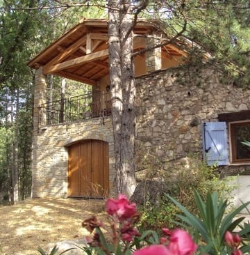 The old cottage and modern extension.
