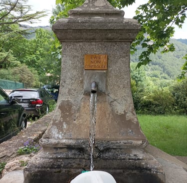 The fontaine at Gourgas