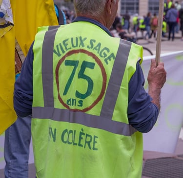 This wise old man is 'en colère '(angry!)