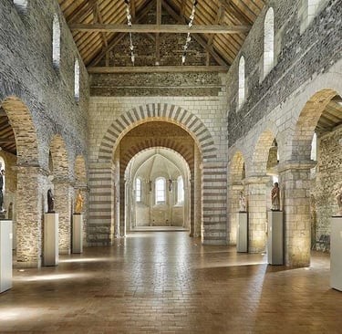 EGLISE CAROLINGIEN