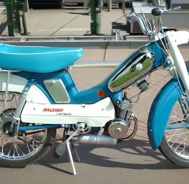 1966 Raleigh RM5 Supermatic Moped