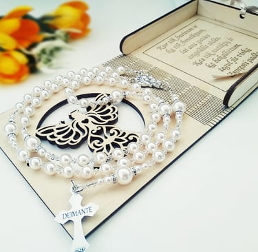 Vardinis rožančius – dovana pirmajai komunijai