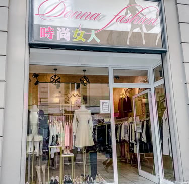 Donna Fashion | © Cookingwiththehamster
