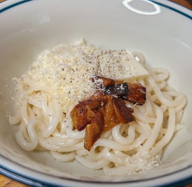 Carbonara udon menchirashi | © Cookingwiththehamster