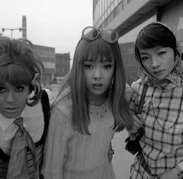 Funeral parade of roses | © Cookingwiththehamster