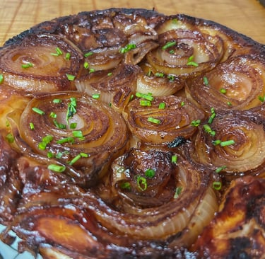 Tarte tatin cipolle e miso | © Cookingwiththehamster