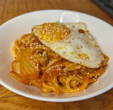 Kimchi udon | © Cookingwiththehamster