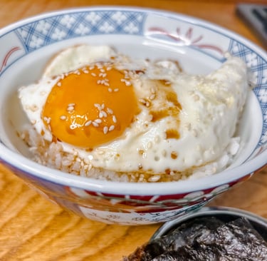 Gyeran bap riso con uovo coreano | © Cookingwiththehamster