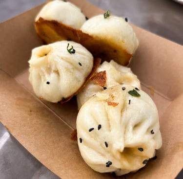 Gold Bao | © Cookingwiththehamster