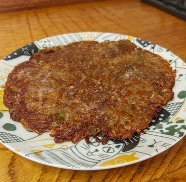 Pancake di patate e cipollotti | © Cookingwiththehamster