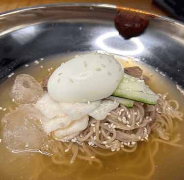 Mul naengmyeon | © Cookingwiththehamster