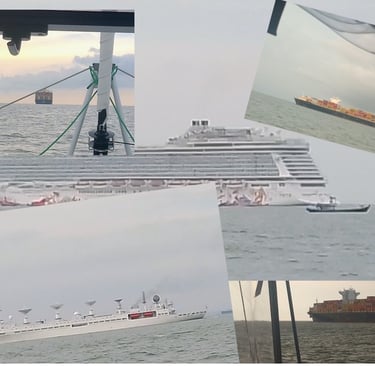 Ships all around