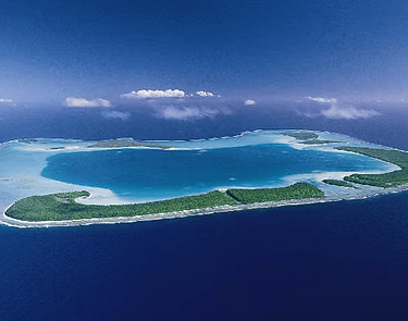 tuamotus french polynesia sailing adventure