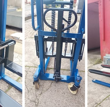 Uma empilhadeira manual azul e preta reformada