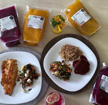 Sodas saborizadas de uchuva y frutos rojos