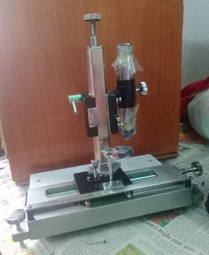 top travelling microscope