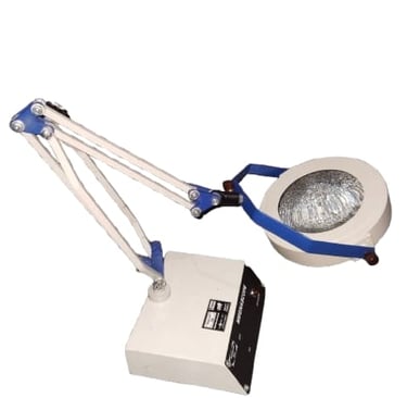 #MAGNIFYING LAMP TABLE TOP